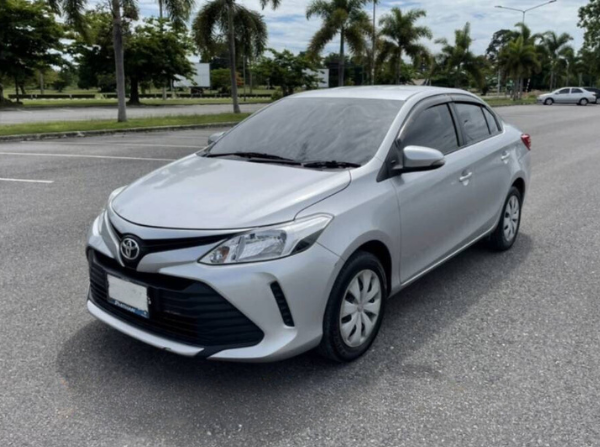 รถ Toyota all new vios